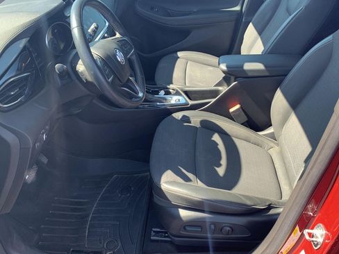 Used 2022 Buick Encore GX Preferred w/ Cold Weather Comfort Package AWD/4WD image 18