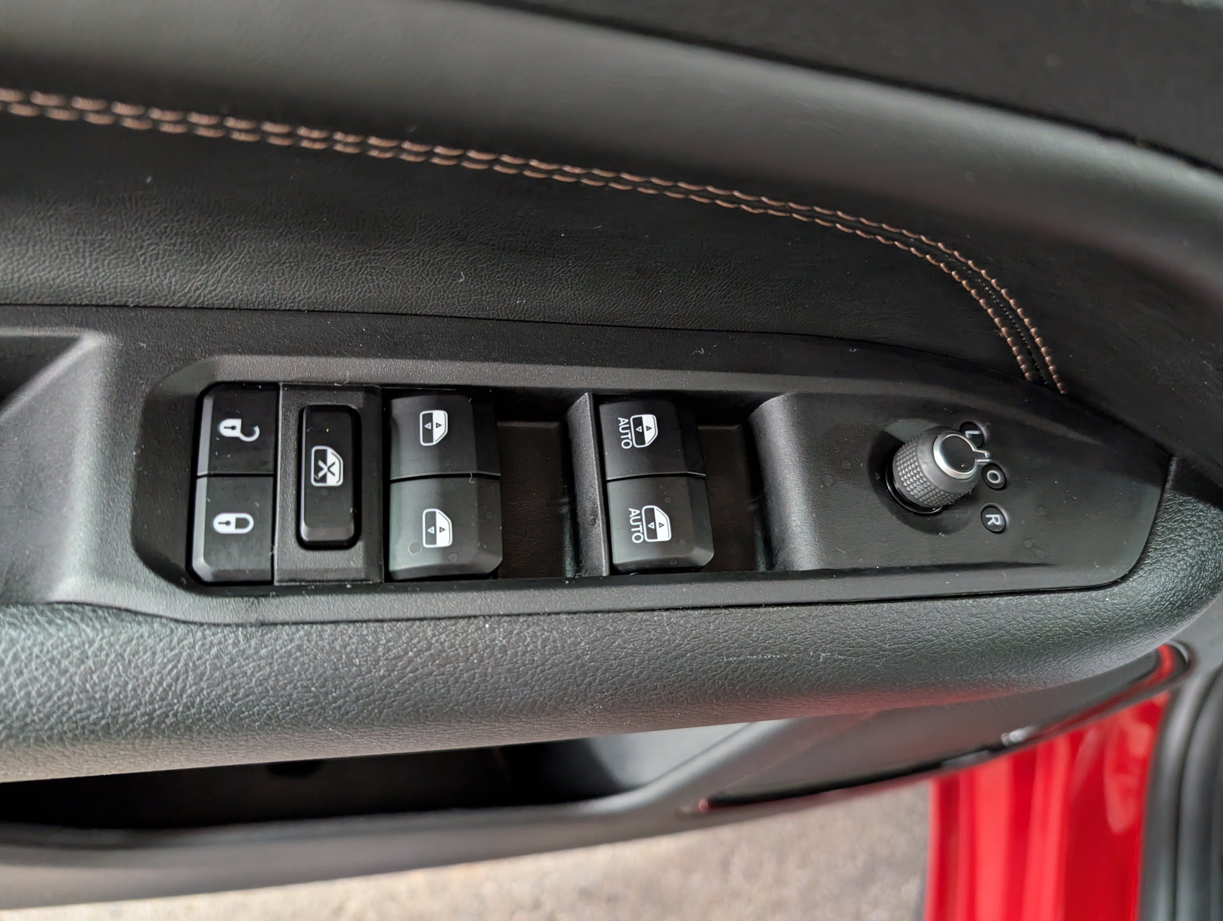 Used 2022 Jeep Compass Limited AWD/4WD image 15