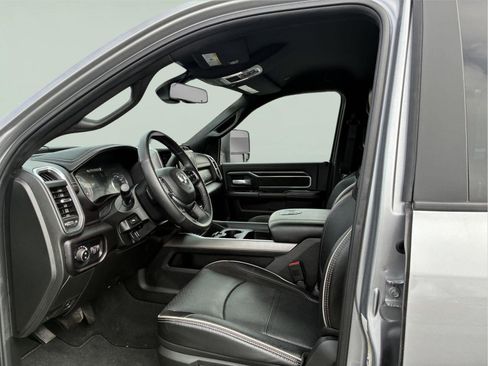 Used 2024 RAM 2500 Laramie w/ Night Edition AWD/4WD image 14