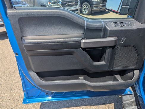 Used 2019 Ford F150 XLT w/ Equipment Group 302A Luxury AWD/4WD image 9