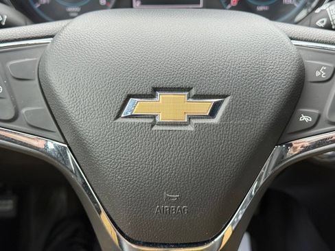 Used 2018 Chevrolet Cruze LT image 14