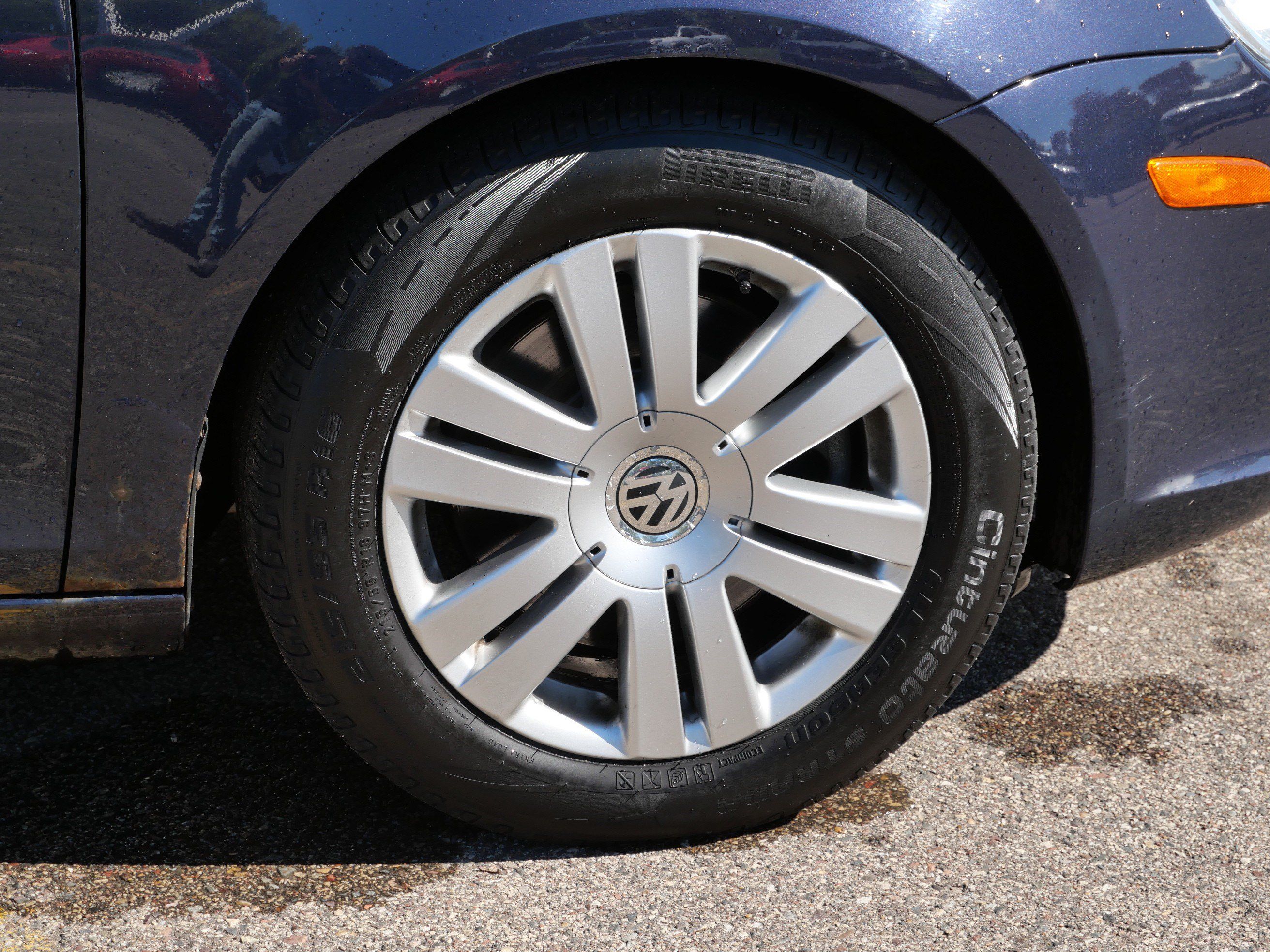 Used 2010 Volkswagen Eos Komfort FWD image 13