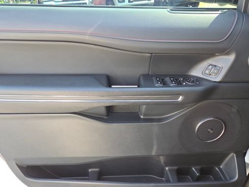 Used 2024 Ford Expedition Max Limited RWD image 26