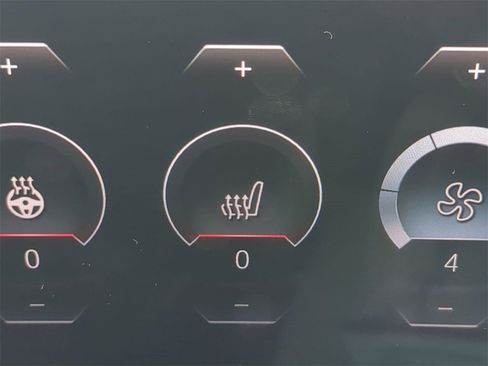 Certified 2023 BMW X7 xDrive40i w/ Parking Assistance Package image 25