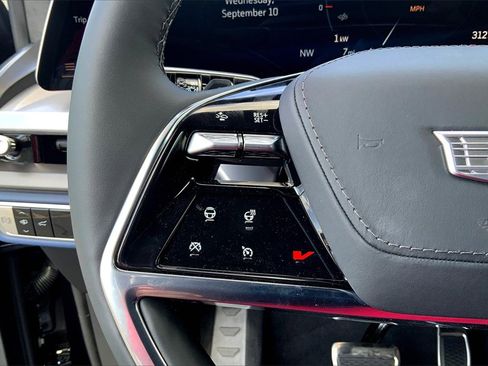 New 2026 Cadillac Vistiq Premium Luxury image 24