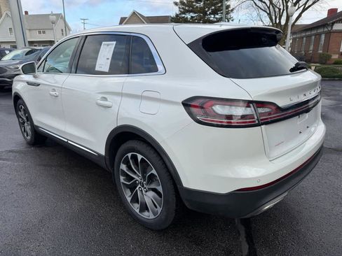 Used 2021 Lincoln Nautilus Reserve FWD image 11