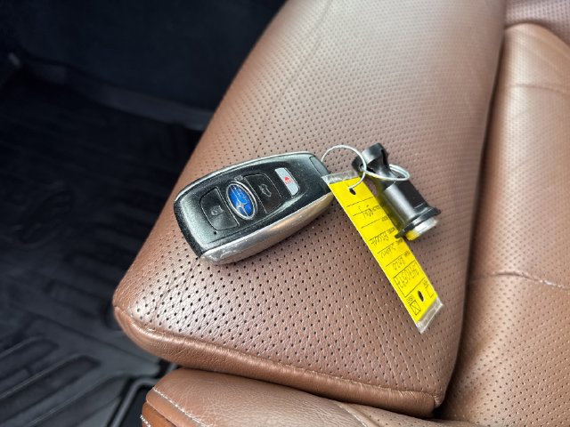 Used 2020 Subaru Ascent Touring AWD/4WD image 31