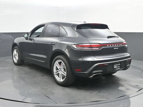 Certified 2023 Porsche Macan AWD/4WD image 3