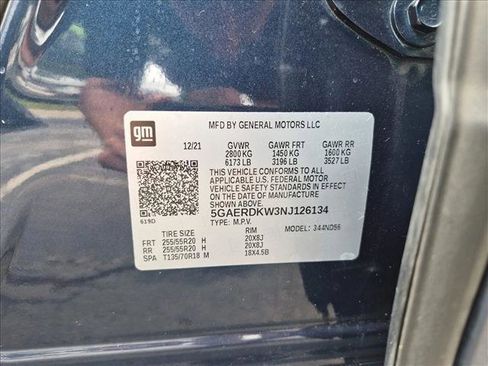 Used 2022 Buick Enclave Avenir w/ Avenir Technology Package FWD image 28