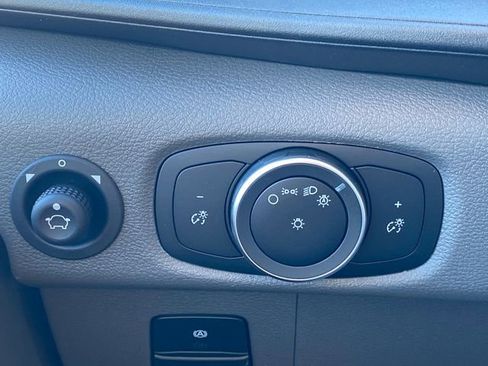 New 2025 Ford Transit 250 148 Medium Roof Extended AWD image 31