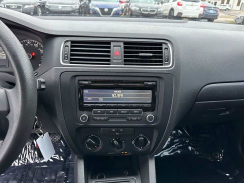 Used 2014 Volkswagen Jetta Sedan FWD image 41