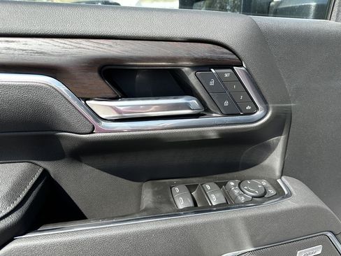 New 2025 GMC Sierra 2500 SLT w/ SLT Premium Package image 7