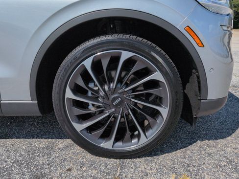 Used 2020 Lincoln Aviator Reserve w/ Equipment Group 202A AWD/4WD image 9