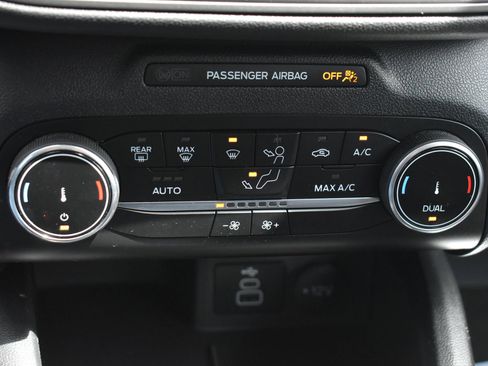 Used 2024 Ford Escape Active image 30