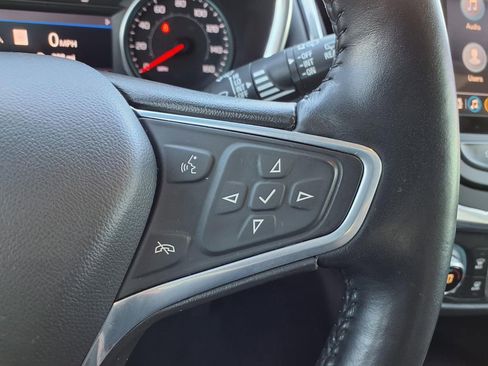 Used 2022 Chevrolet Equinox LT FWD image 12
