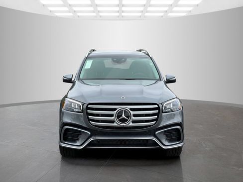 Used 2026 Mercedes-Benz GLS 450 4MATIC image 2