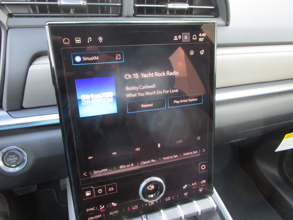 New 2026 GMC Terrain Elevation w/ Elevation Premium Package FWD image 26