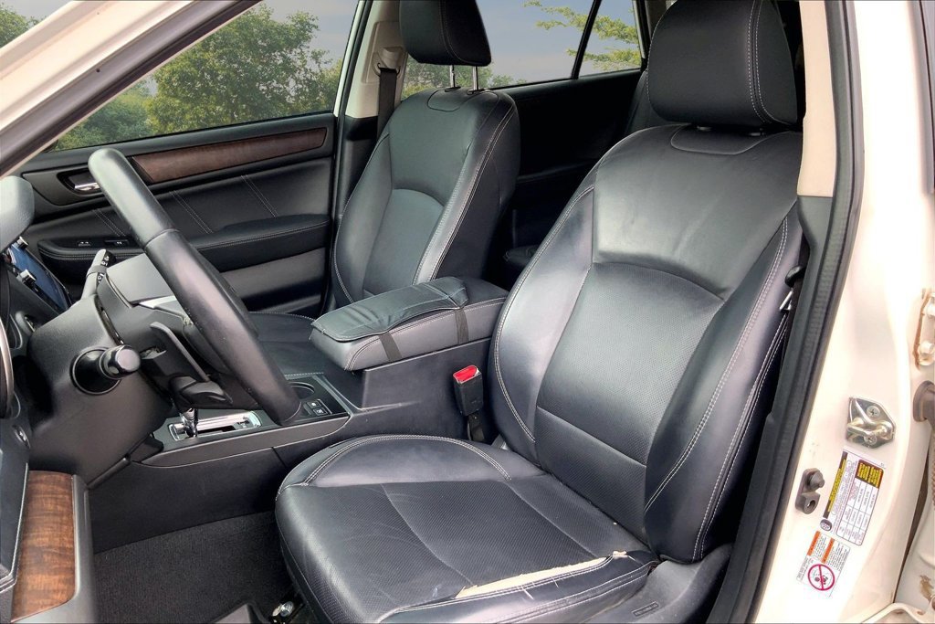 Used 2018 Subaru Outback 2.5i Limited AWD/4WD image 19
