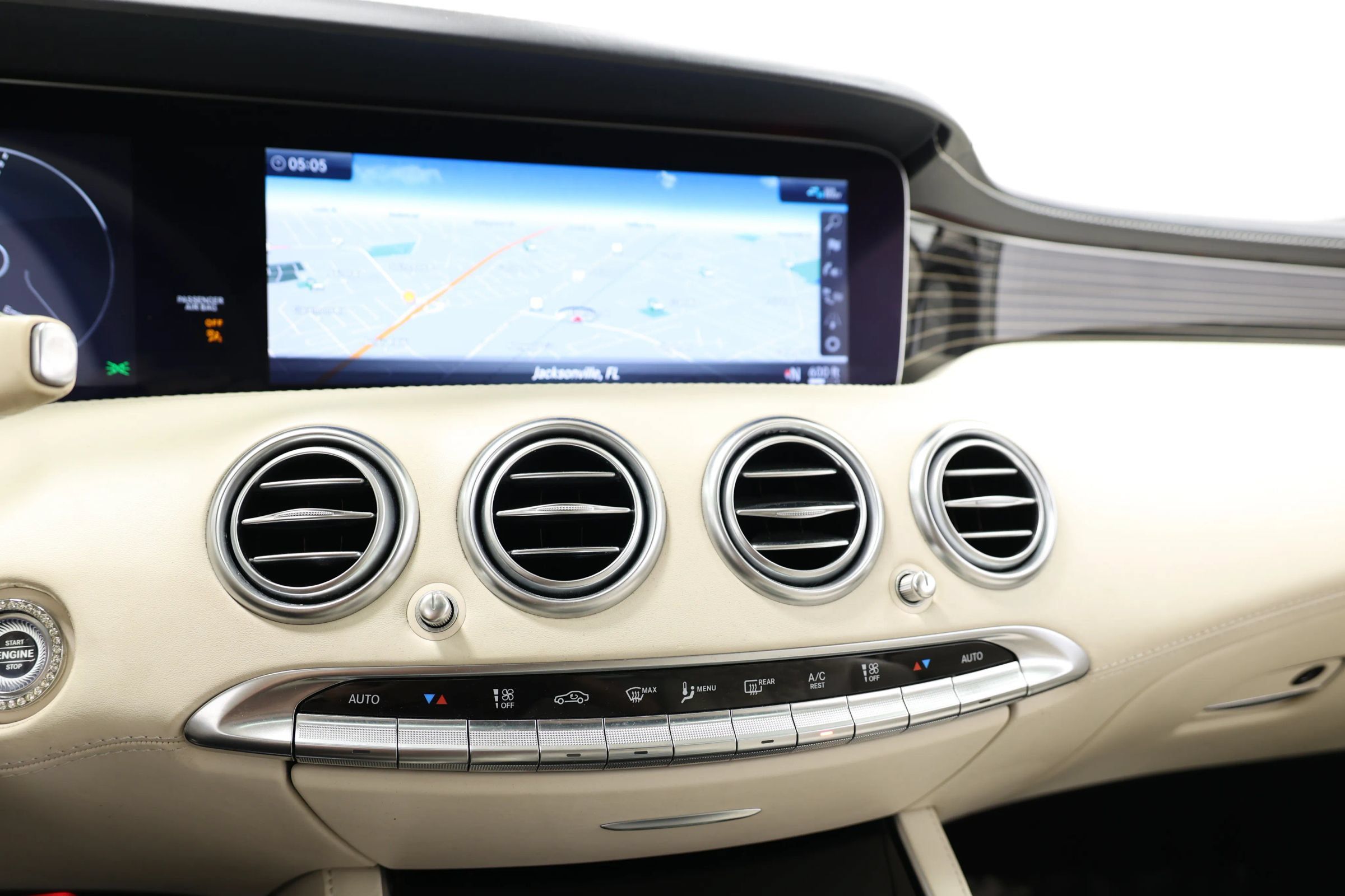 Used 2019 Mercedes-Benz S 560 4MATIC Coupe image 26