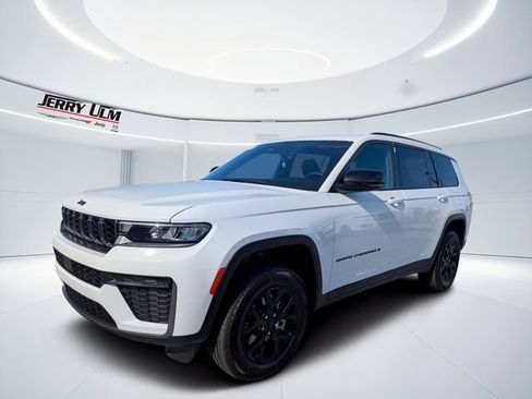 New 2026 Jeep Grand Cherokee L 4WD image 7
