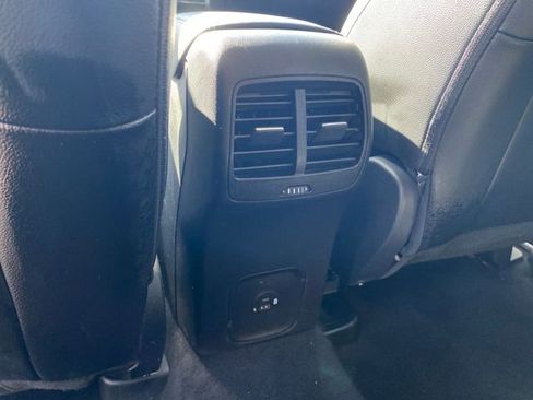 Used 2022 Ford Escape SEL w/ Technology Package image 19