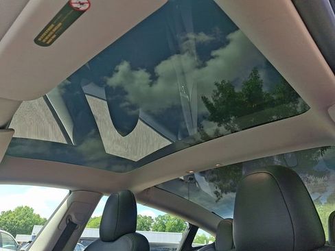 Used 2023 Tesla Model 3 Standard Range RWD image 16