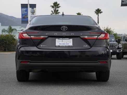 Used 2025 Toyota Camry LE image 5