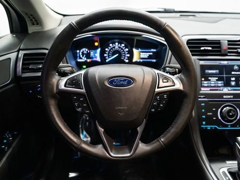 Used 2014 Ford Fusion Titanium image 15