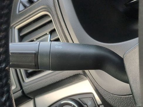 Certified 2018 Ford Explorer XLT w/ Equipment Group 202A image 29