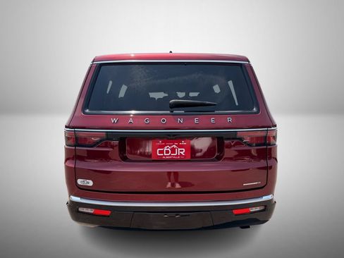 Used 2024 Jeep Wagoneer Series II w/ Flexible Seating Group RWD image 9