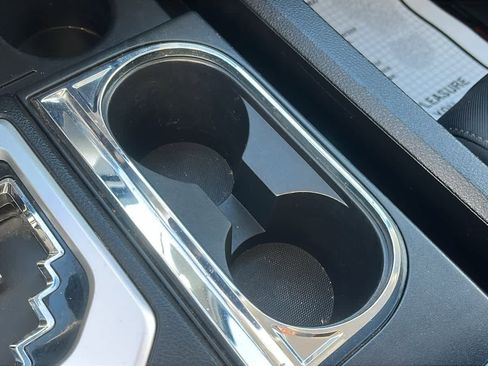 Used 2019 Toyota Tundra SR5 image 30