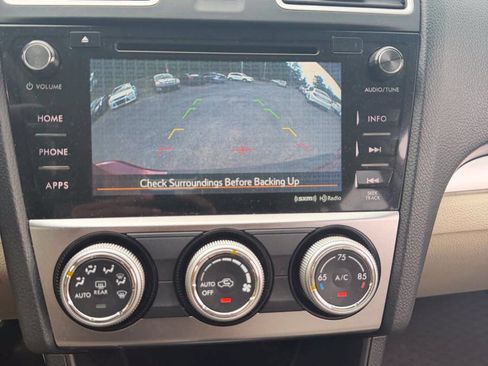 Used 2015 Subaru Crosstrek 2.0i Limited AWD/4WD image 16