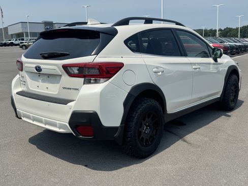 Used 2020 Subaru Crosstrek 2.0i Limited w/ Moonroof Package w/Navigation AWD/4WD image 6