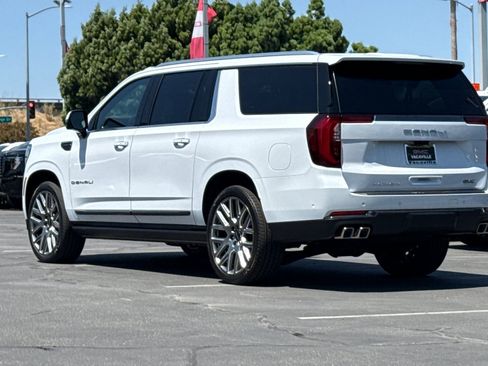 New 2026 GMC Yukon XL Denali Ultimate w/ LPO, Get Active Package AWD/4WD image 7