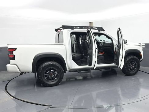 Used 2023 Nissan Frontier PRO-4X w/ Pro-4X Premium Package AWD/4WD image 48