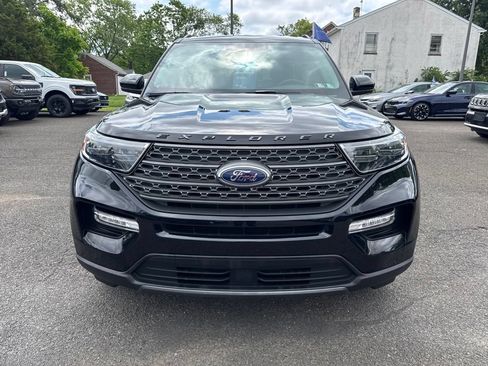 Certified 2023 Ford Explorer XLT w/ Equipment Group 202A AWD/4WD image 2