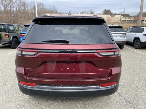 New 2026 Jeep Grand Cherokee Limited w/ Limited Altitude Package AWD/4WD image 4