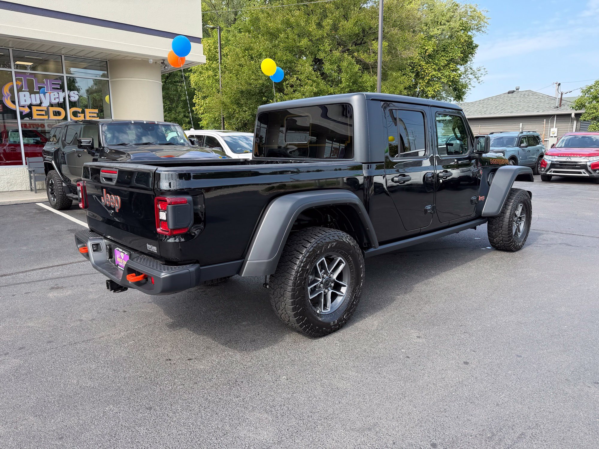 Used 2026 Jeep Gladiator Mojave AWD/4WD image 6