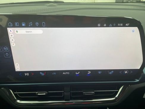 New 2026 Chevrolet Equinox EV LT image 4