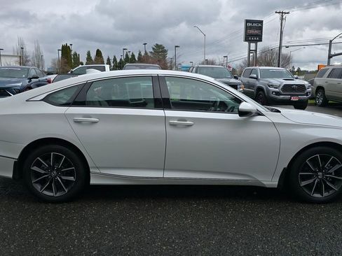Used 2021 Honda Accord EX-L image 2