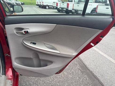 Used 2011 Toyota Corolla LE FWD image 16