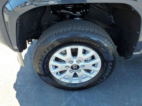 Used 2025 Toyota Tacoma SR5 RWD image 4