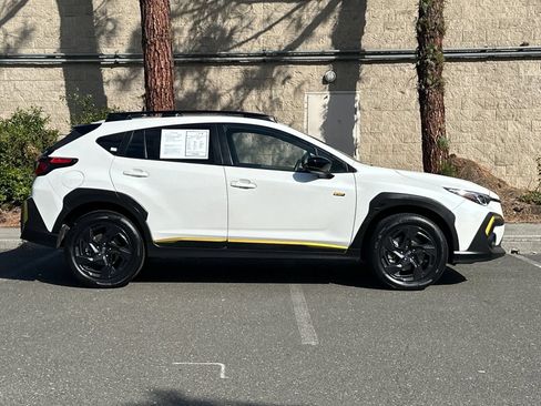 Used 2024 Subaru Crosstrek 2.5i Sport AWD/4WD image 2