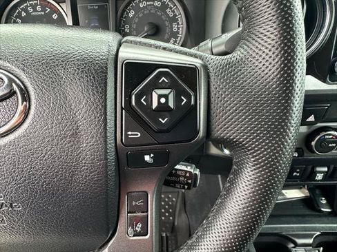 Certified 2023 Toyota Tacoma TRD Off-Road w/ Technology Package AWD/4WD image 23