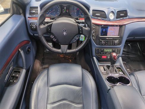 Used 2017 Maserati GranTurismo Convertible image 17