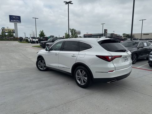 Used 2023 Acura MDX FWD image 3