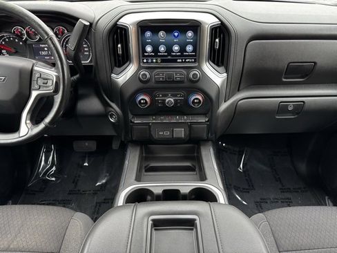 Certified 2022 Chevrolet Silverado 1500 RST image 3