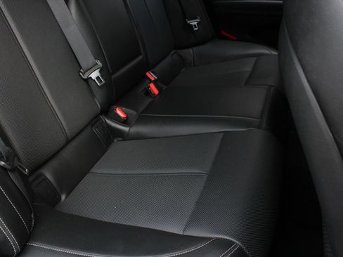 Used 2021 Genesis G70 2.0T Sport RWD image 22