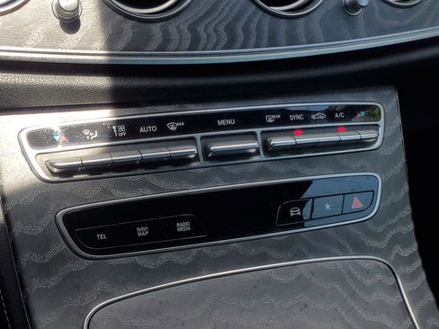 Used 2021 Mercedes-Benz E 350 4MATIC Sedan w/ Premium Package image 25