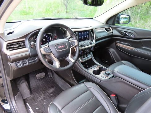 Certified 2023 GMC Acadia Denali w/ Black Diamond Edition AWD/4WD image 25